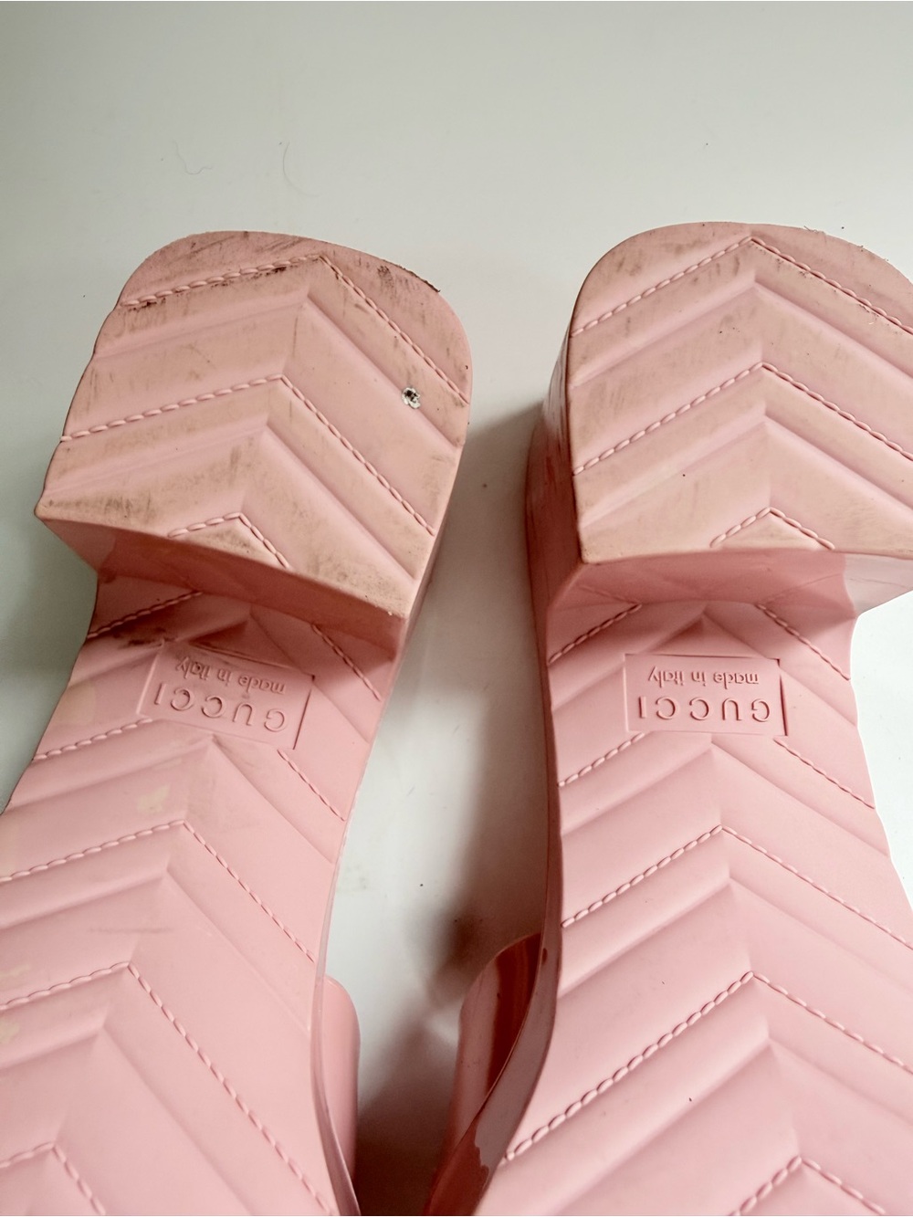 Gucci Rubber size 7 Pink Platform Slide Sandals with Embossed Logo Strap - Picture 15 of 15